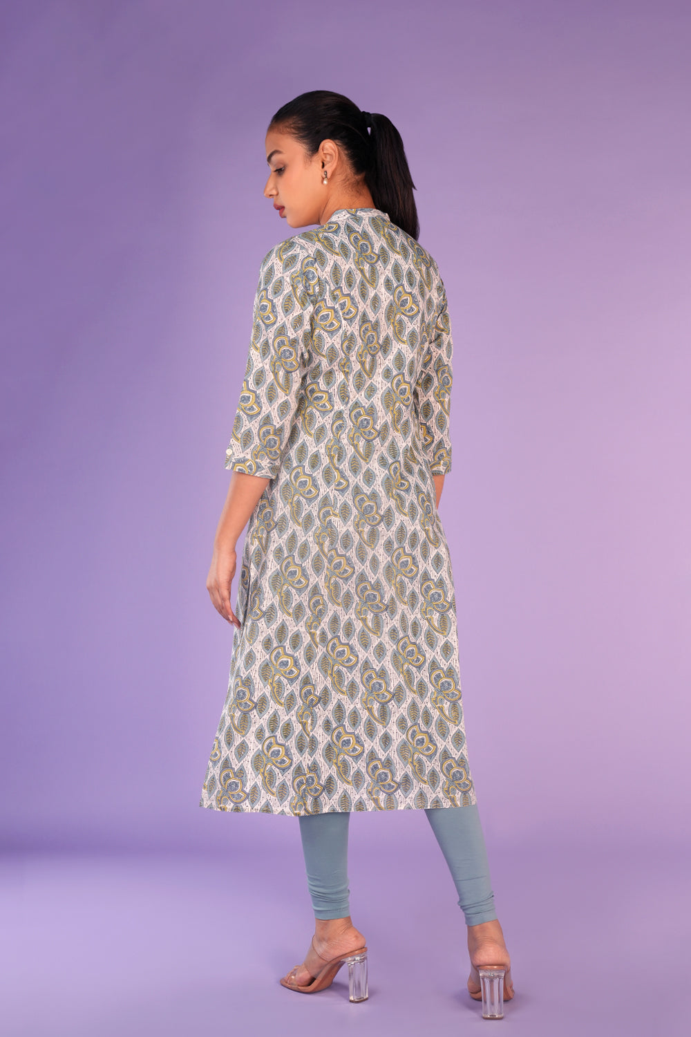 Image of Off white Sanganeri hand block printed cotton Kurti