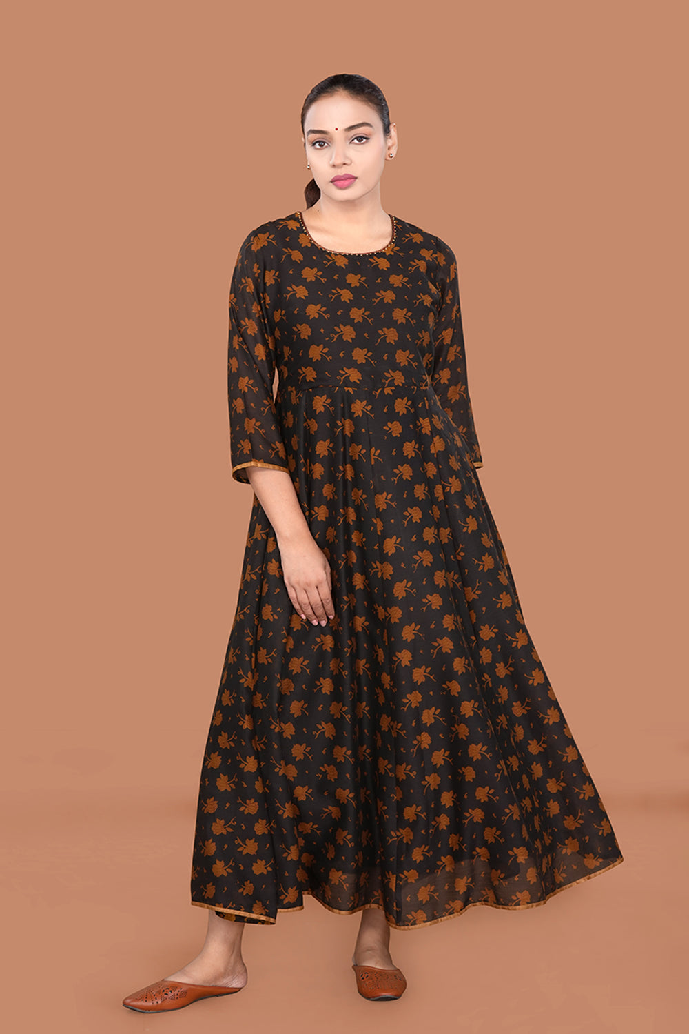 Image of Kohl Black & Mustard Bagh Maheshwari KD set