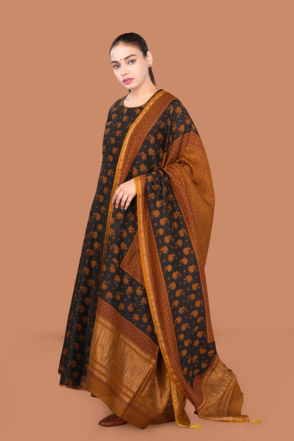 Image of Kohl Black & Mustard Bagh Maheshwari KD set