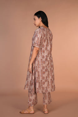 Image of Beige Kalamkari handblock printed kurta set