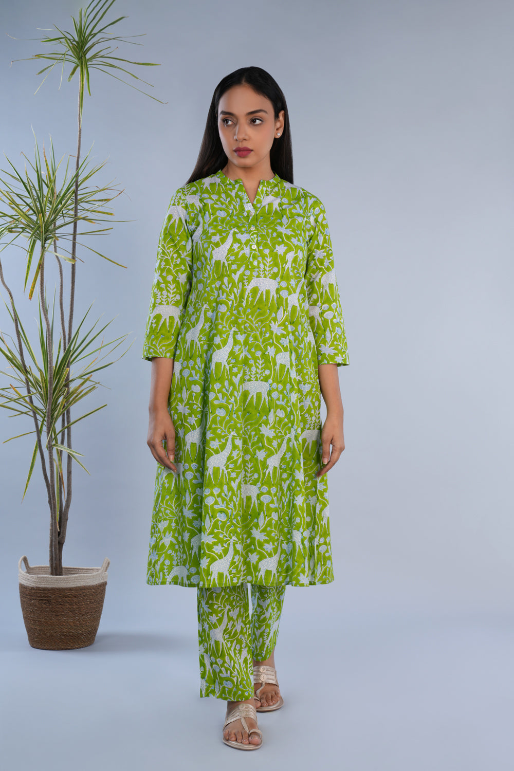 Leaf green Sanganeri block printed coordinated Kurta and pants set.