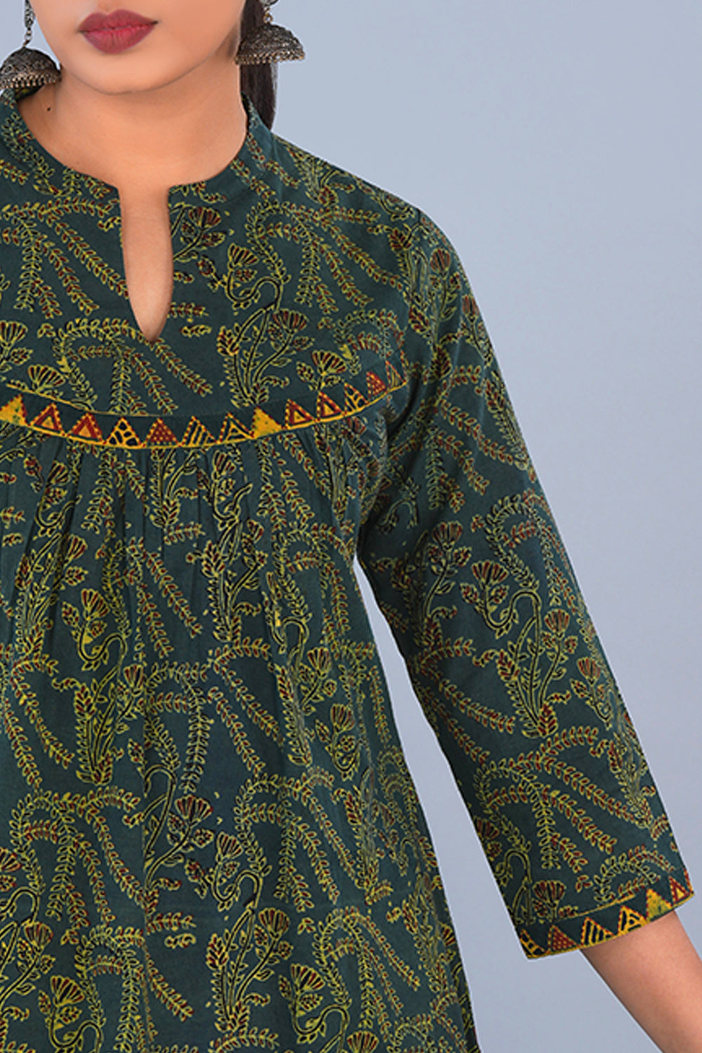 Image of Green cotton Ajrak Kurta