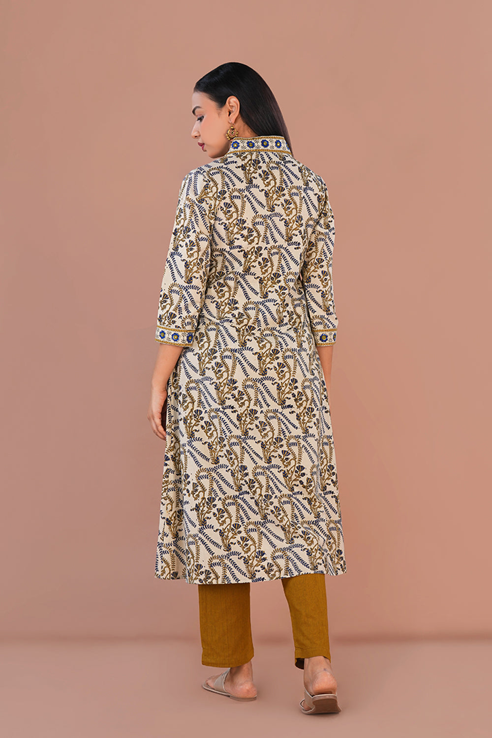 Image of Off White cotton Ajrak Kurta