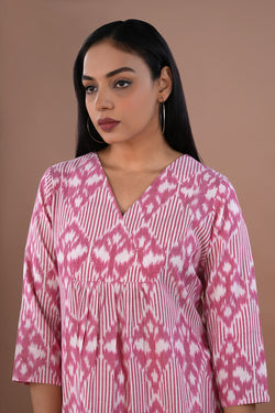 Image of Flamingo Pink Cotton Pochampally Ikat Kurti
