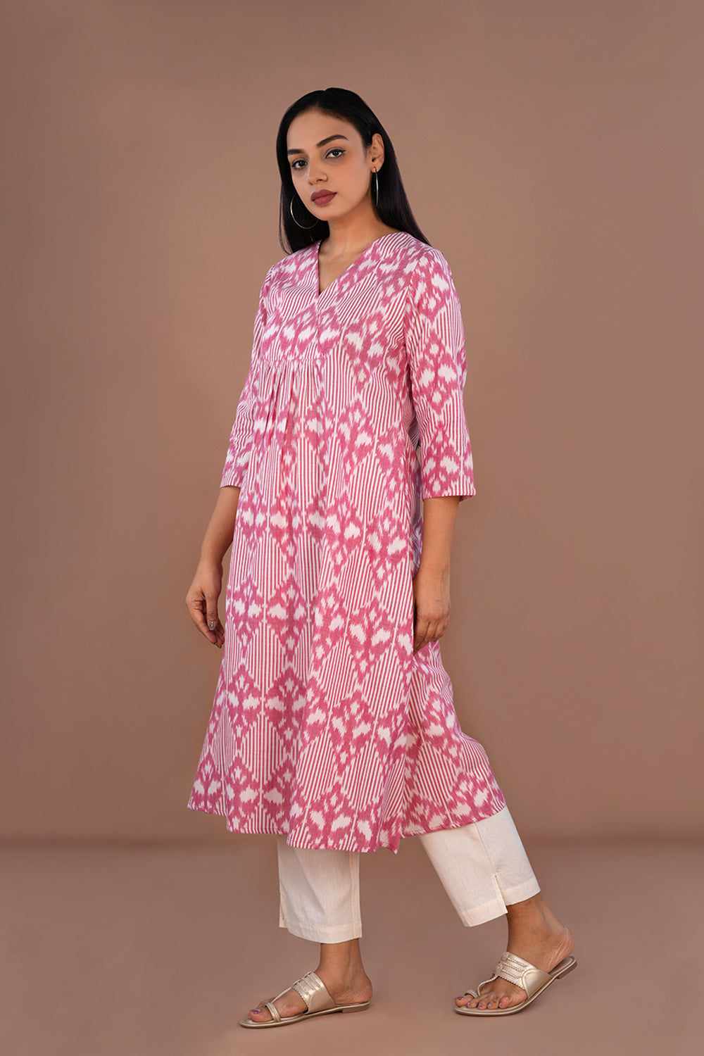 Image of Flamingo Pink Cotton Pochampally Ikat Kurti