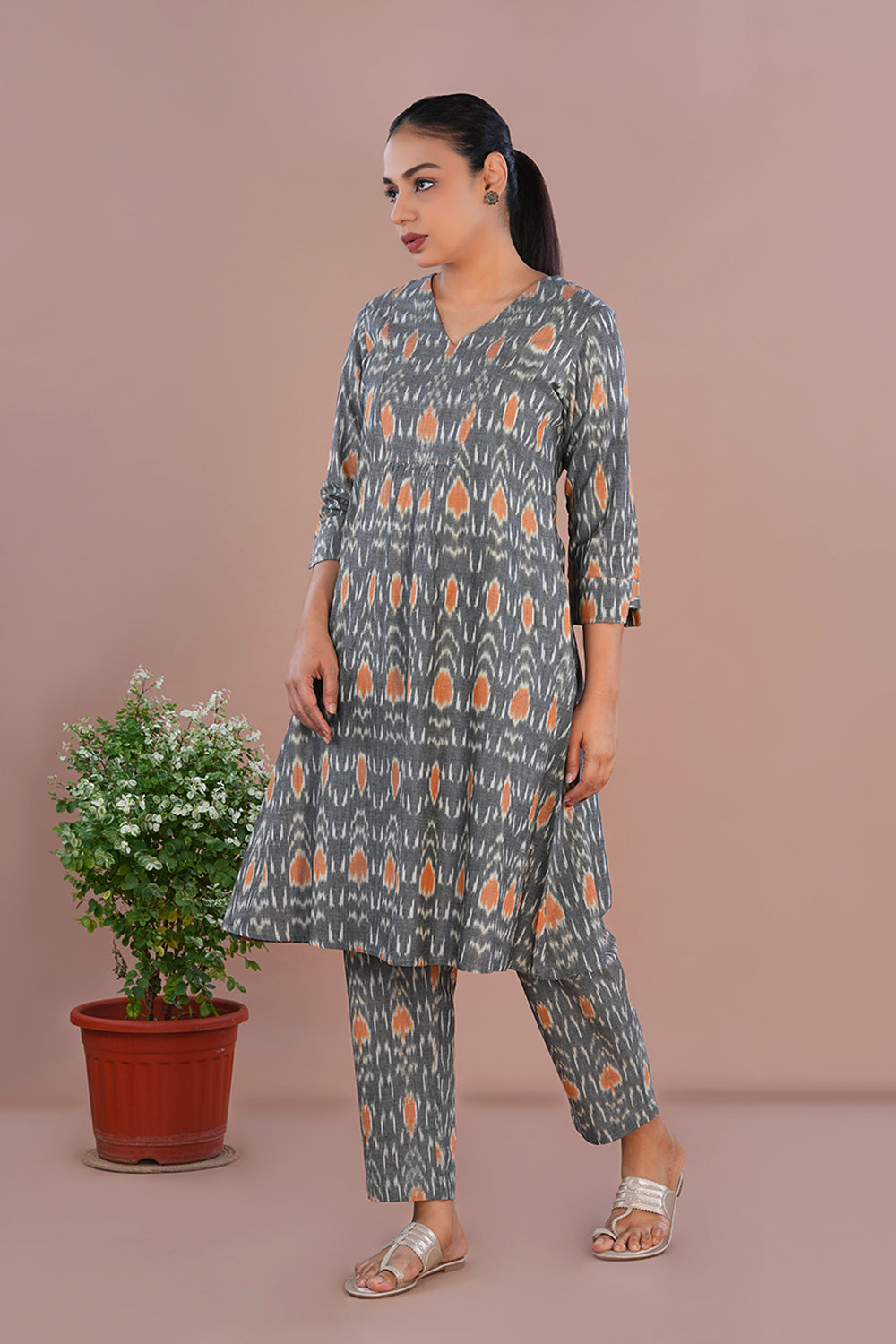 Image of Grey Pochampally Ikat Coord set