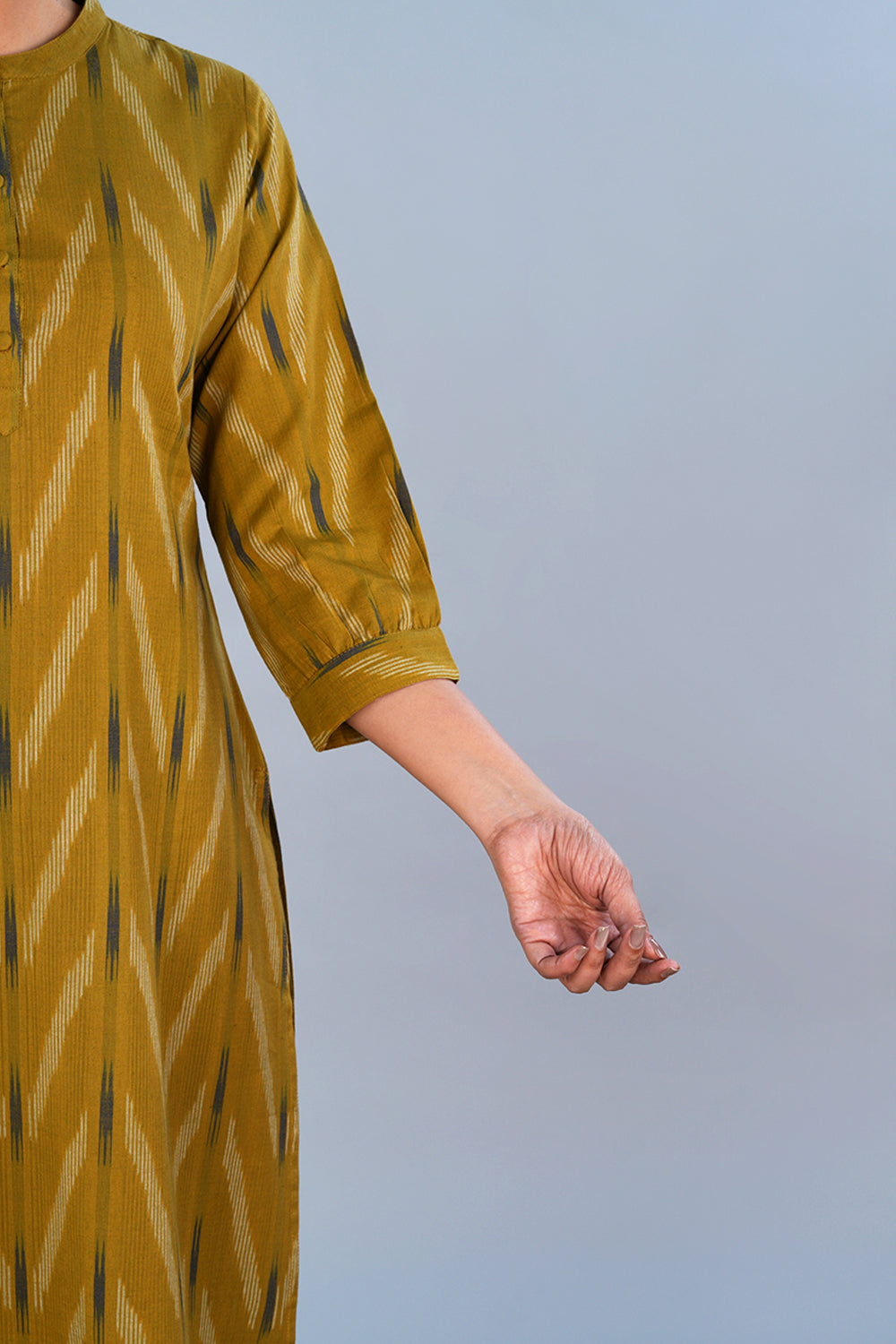 Image of Olive green Cotton Pochampally Ikat Kurta