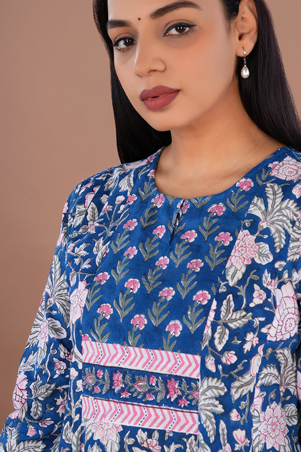 Image of Floral Sanganeri block printed cotton kurta set