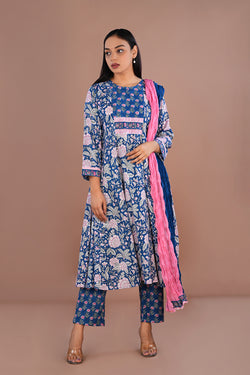 Image of Floral Sanganeri block printed cotton kurta set