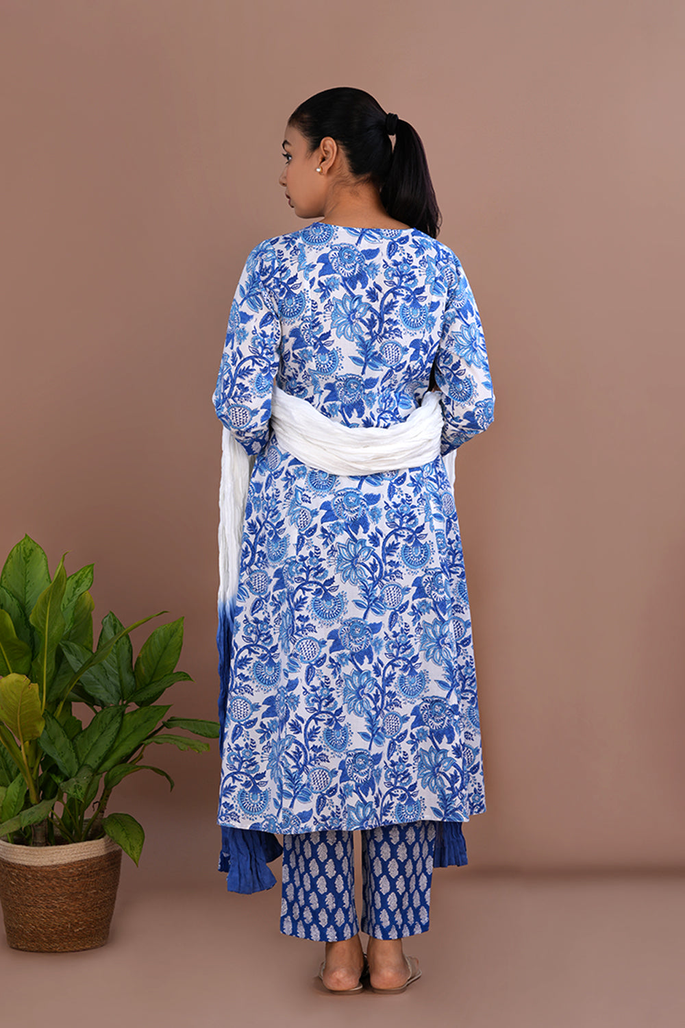 Image of Blue Floral Sanganeri block printed cotton kurta set