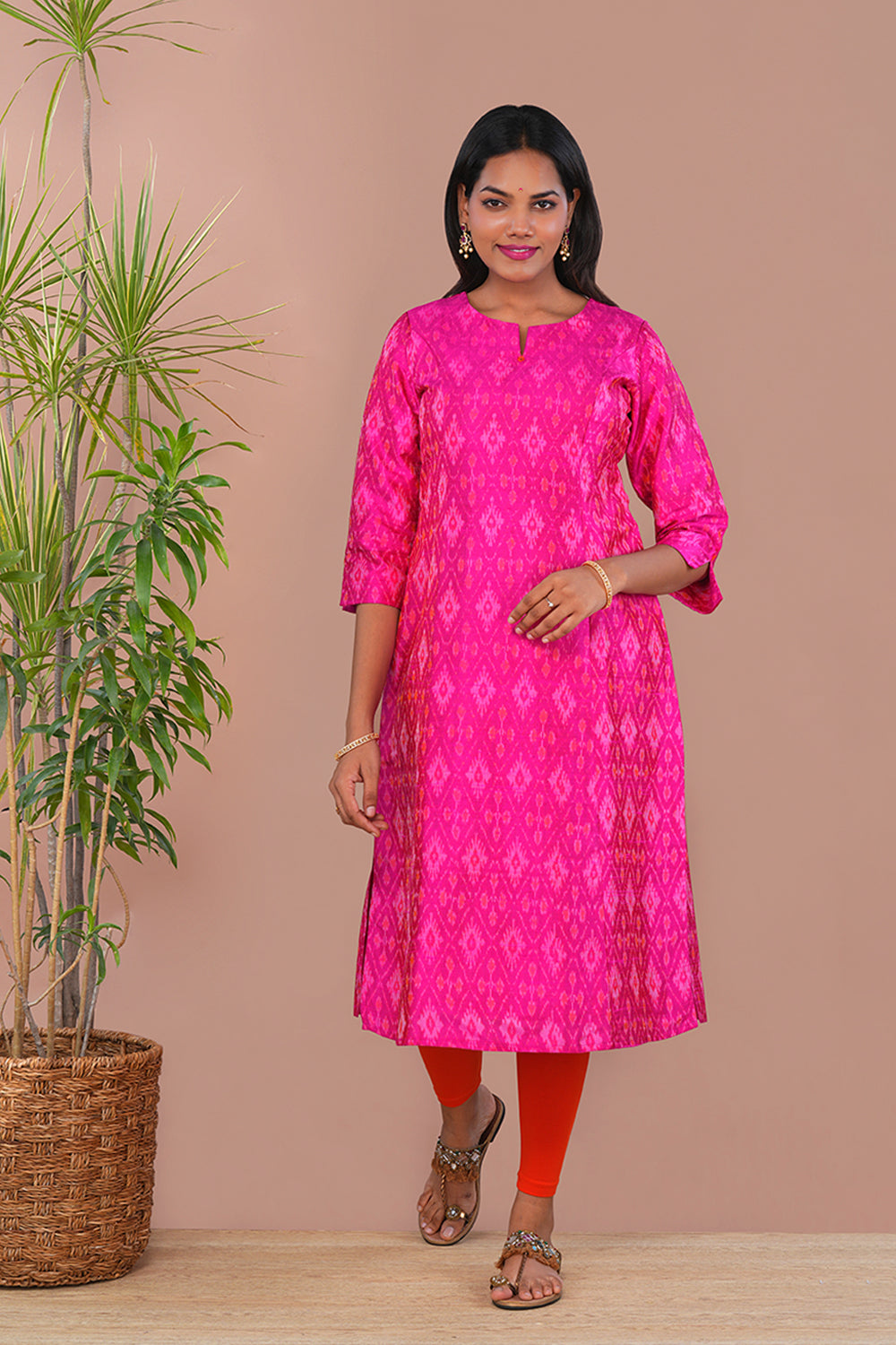 Image of Fuschia Pink Pochampally Ikat Raw Silk Kurti