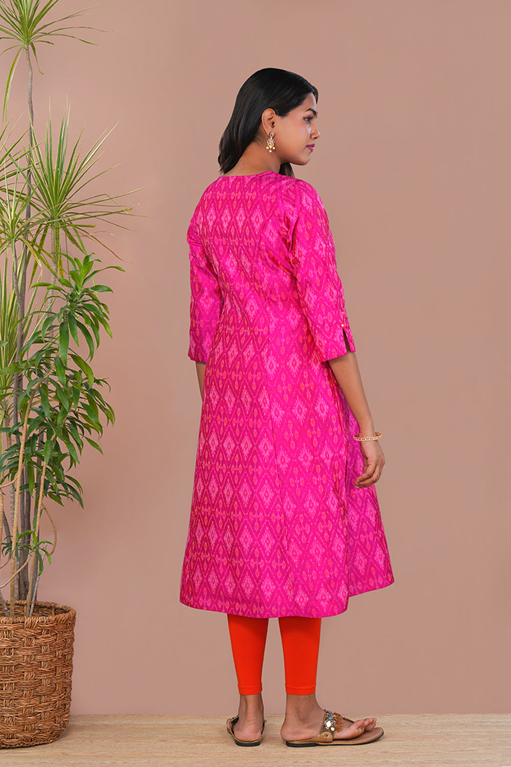 Image of Fuschia Pink Pochampally Ikat Raw Silk Kurti