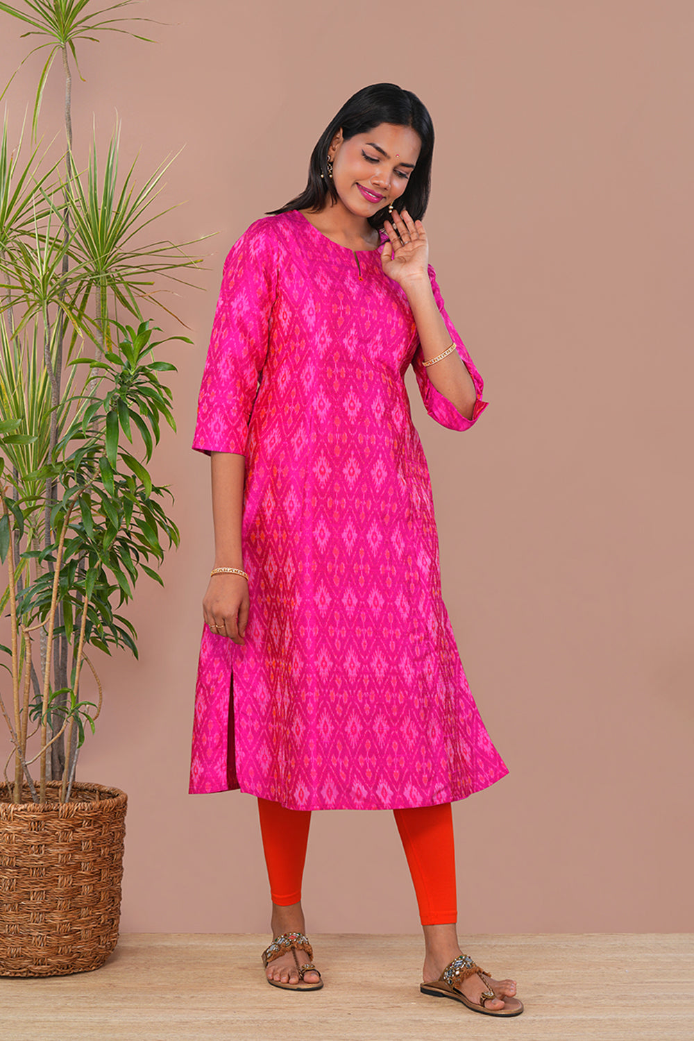 Image of Fuschia Pink Pochampally Ikat Raw Silk Kurti