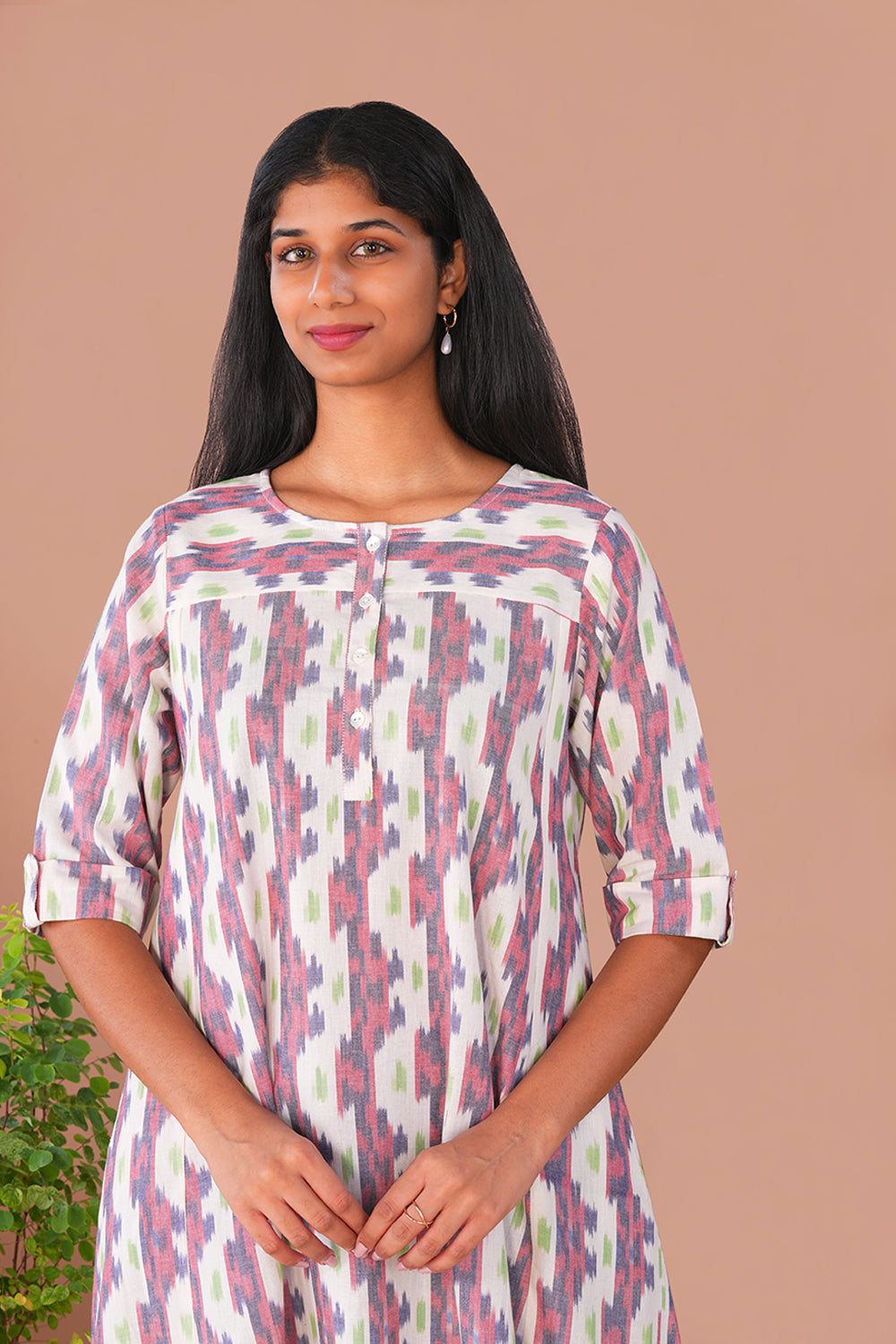 Image of Off white Pochampally Cotton Kurta