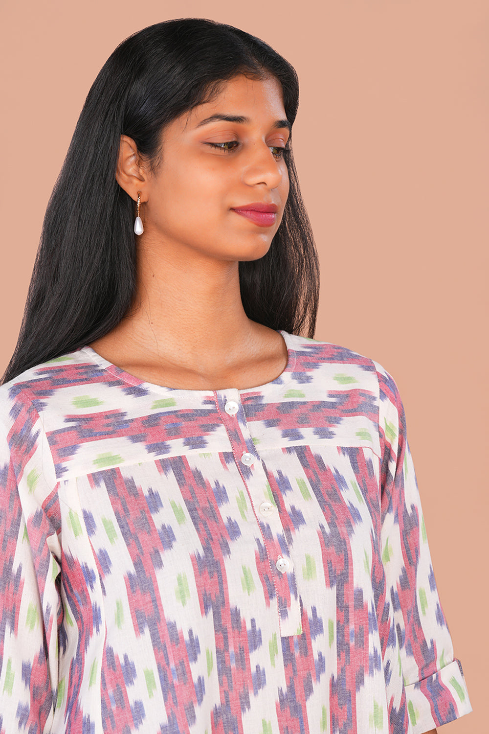 Image of Off white Pochampally Cotton Kurta