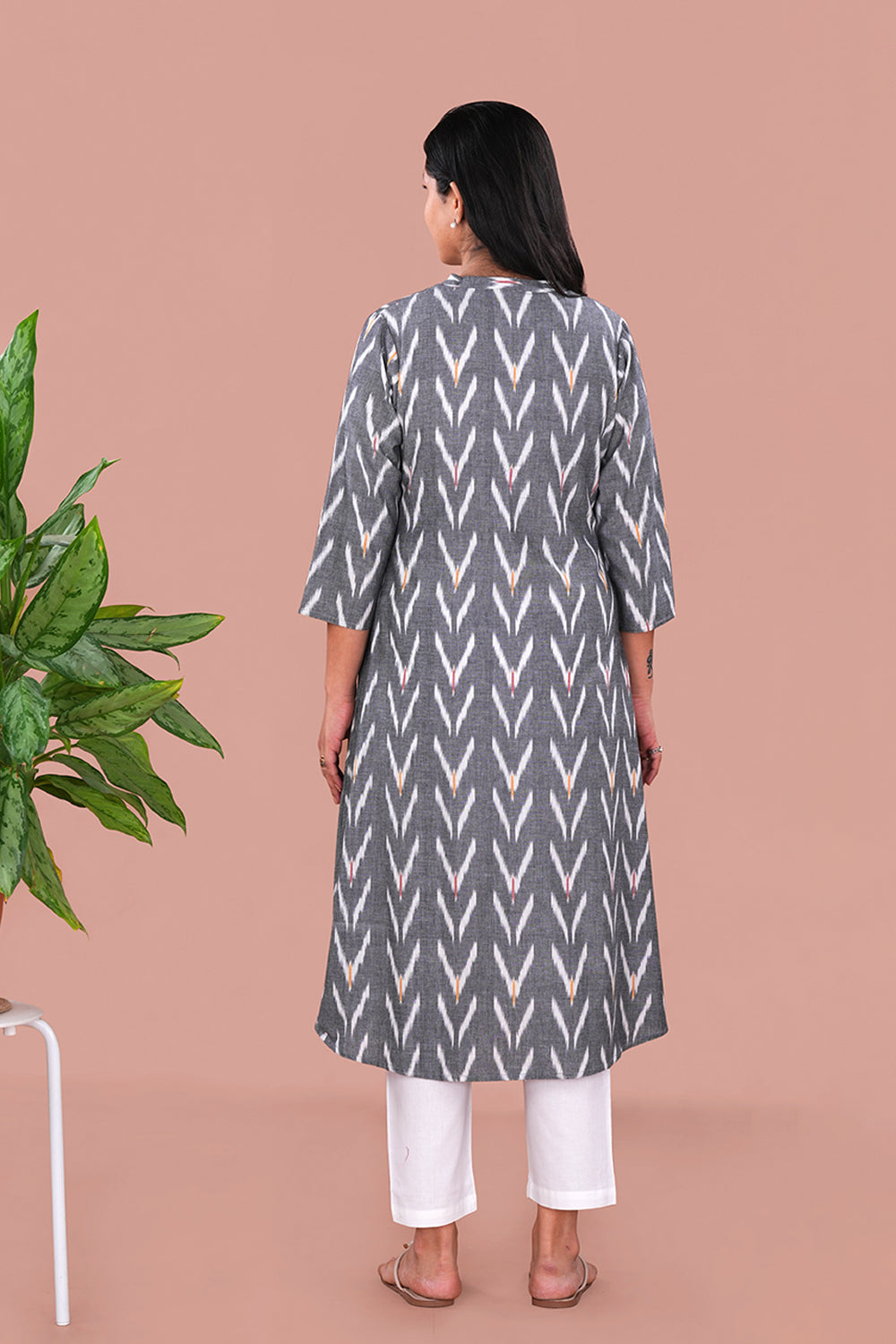 Image of Grey Pochampally Ikat Cotton Workwear Kurta