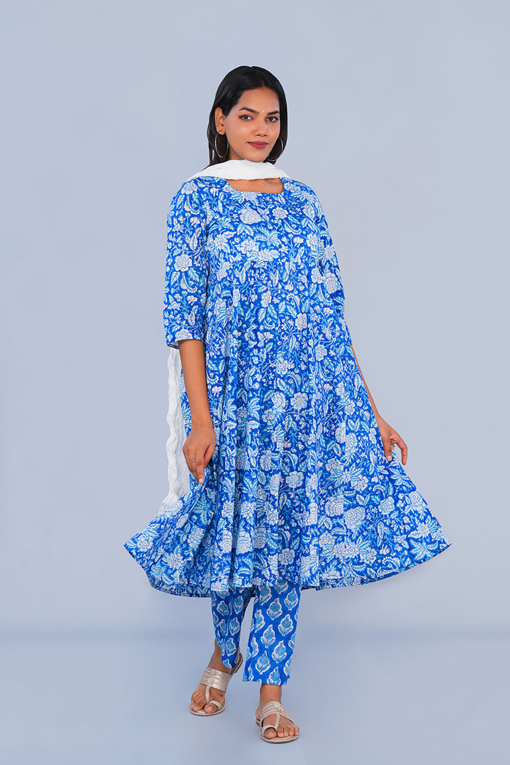 Image of Indigo Blue floral Sanganeri block printed cotton Set