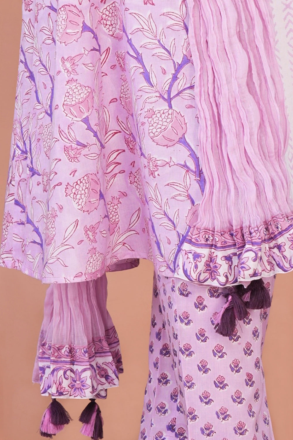 Image of Lilac pink floral Sanganeri block printed cotton Set