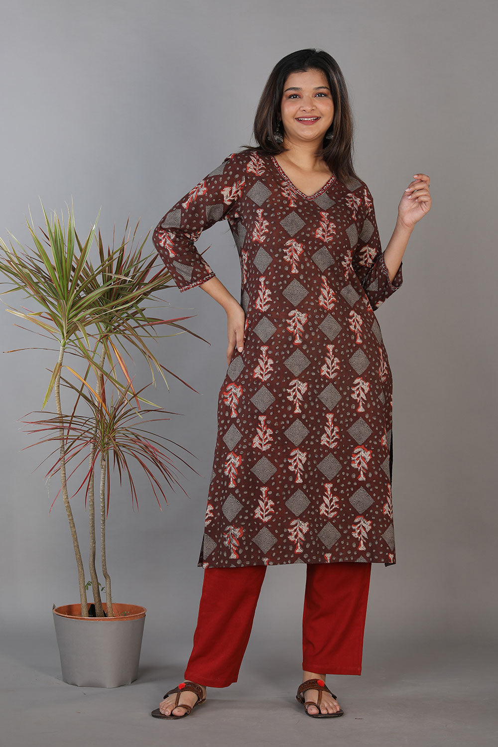 Bagru Handblock Printed Thread Embroidered Panelled Kurti