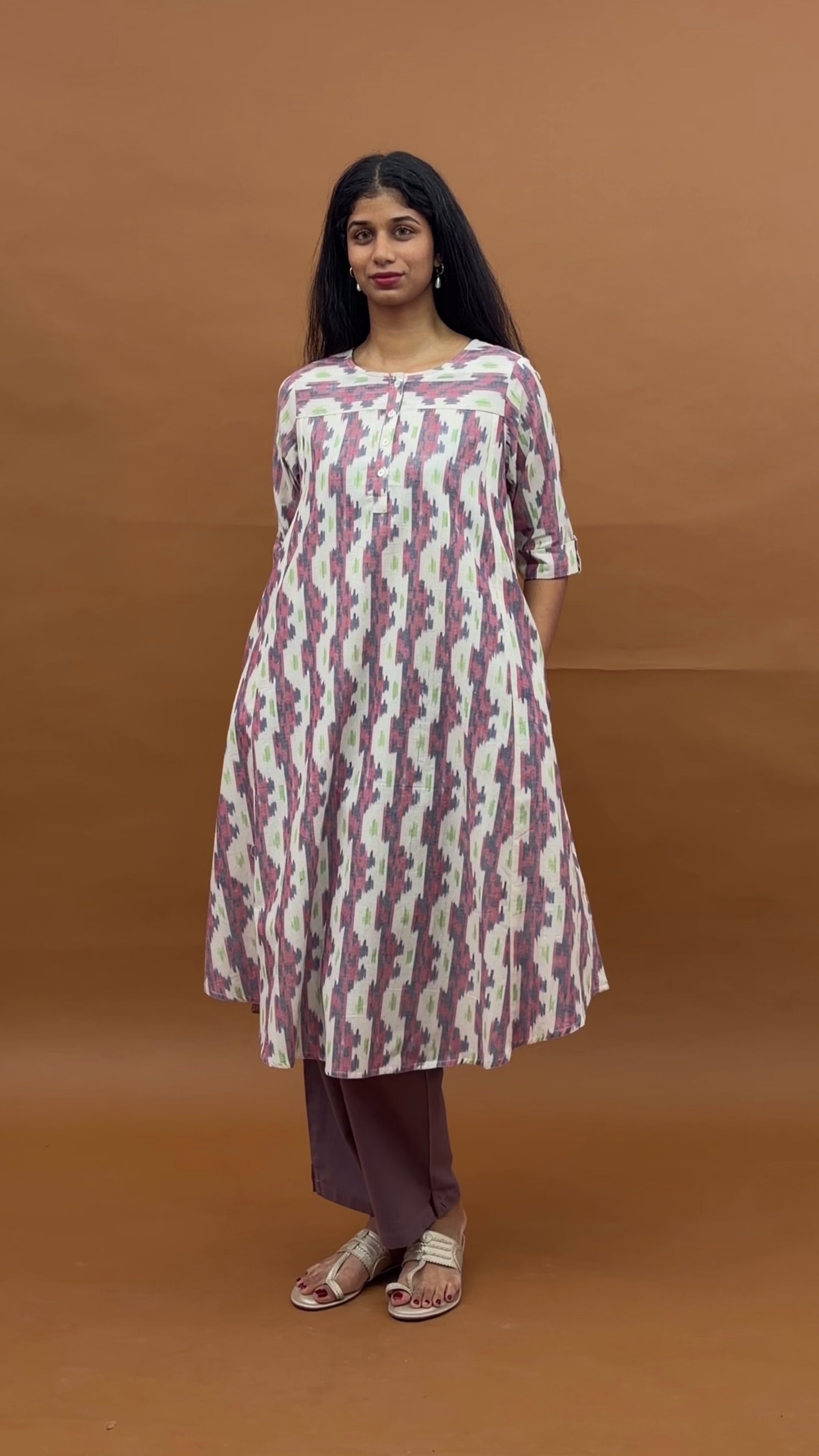 Image of Off white Pochampally Cotton Kurta